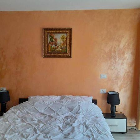 Casa M&M Apartment วีเชวเดสซุส ภายนอก รูปภาพ
